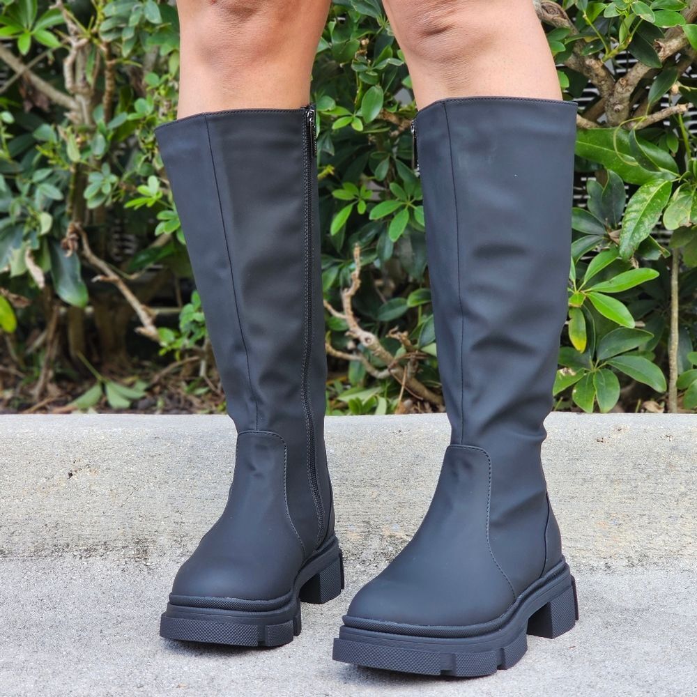 Black Color Round Toe Synthetic Mid Calf Boots Side Zipper Women's - Picture 2 of 6
